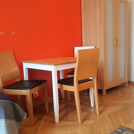 Cinnamon Hostel Wrocław Eksteriør bilde